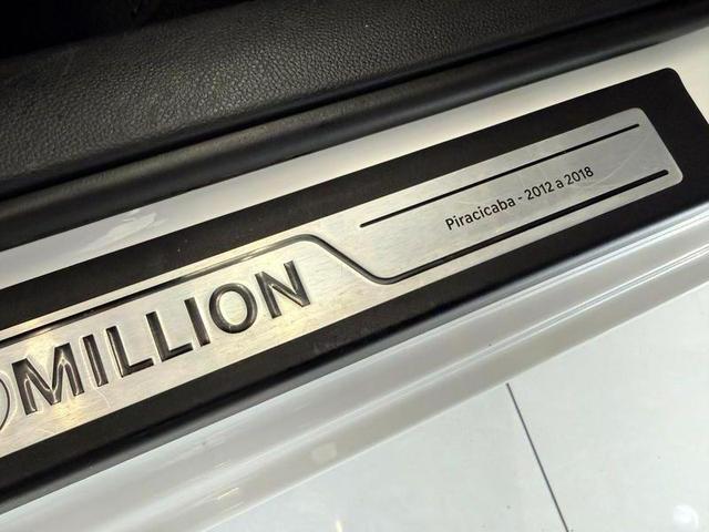 Foto número 175223 do veiculo