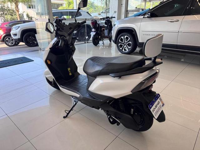 Foto número 176057 do veiculo