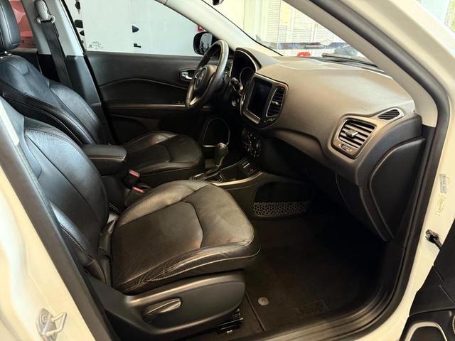 Foto número 175952 do veiculo