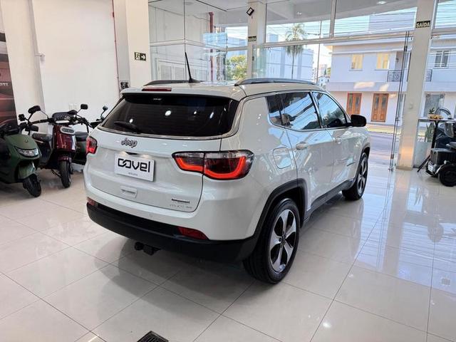 Foto número 175950 do veiculo