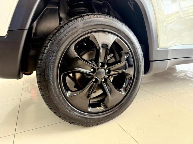 Foto número 176082 do veiculo