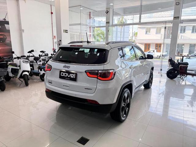 Foto número 176078 do veiculo