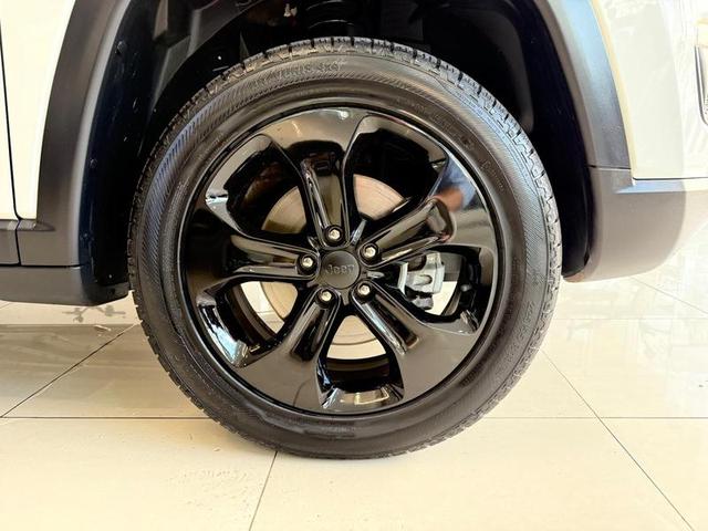 Foto número 176069 do veiculo