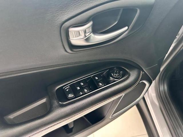 Foto número 176125 do veiculo