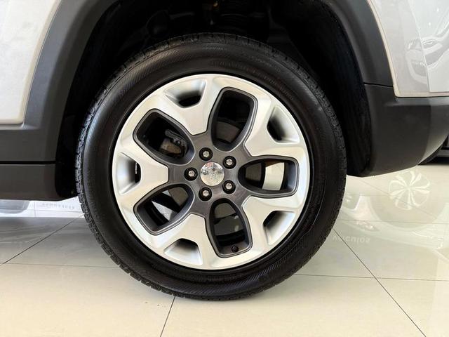 Foto número 176109 do veiculo