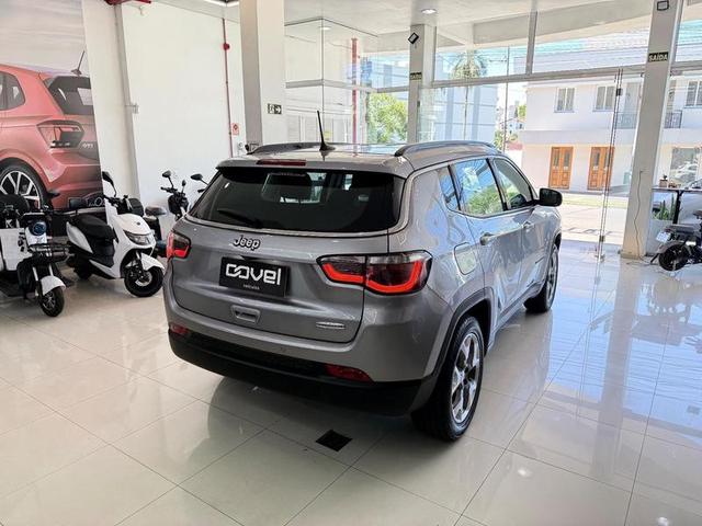 Foto número 176103 do veiculo