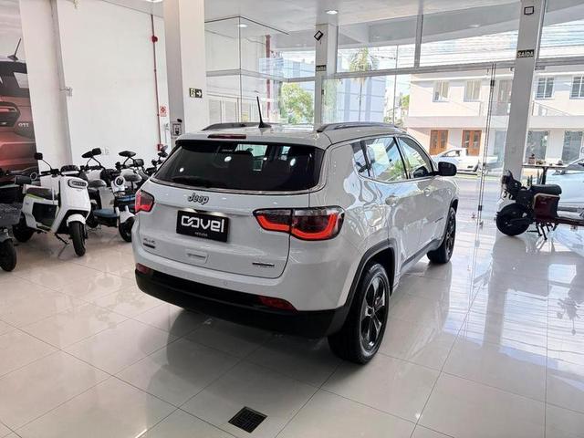 Foto número 179081 do veiculo