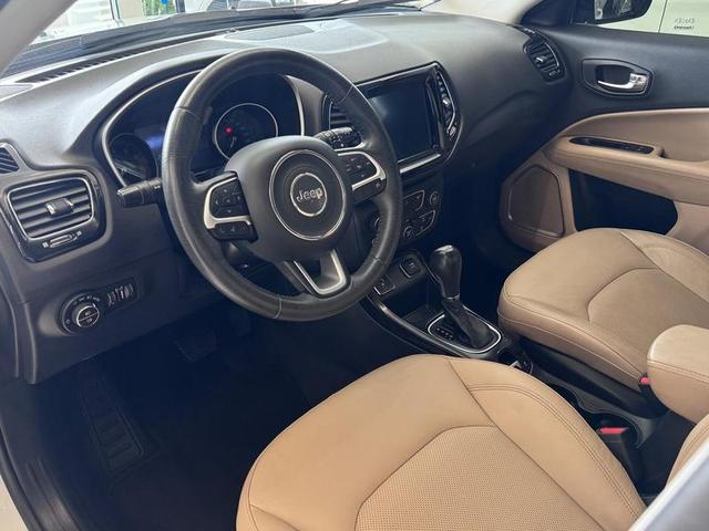 Foto número 179235 do veiculo