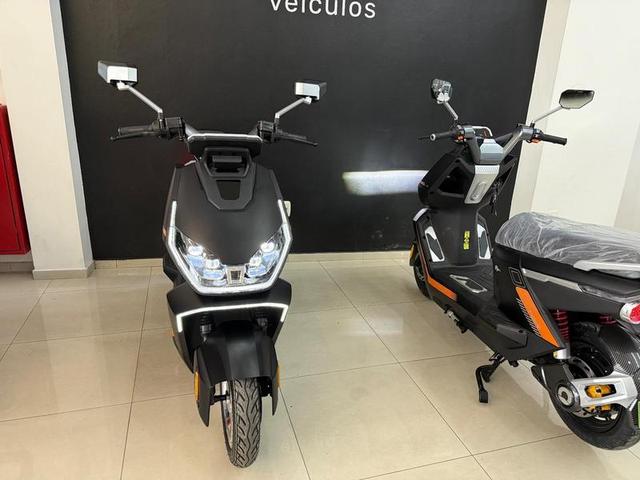 Foto número 178119 do veiculo