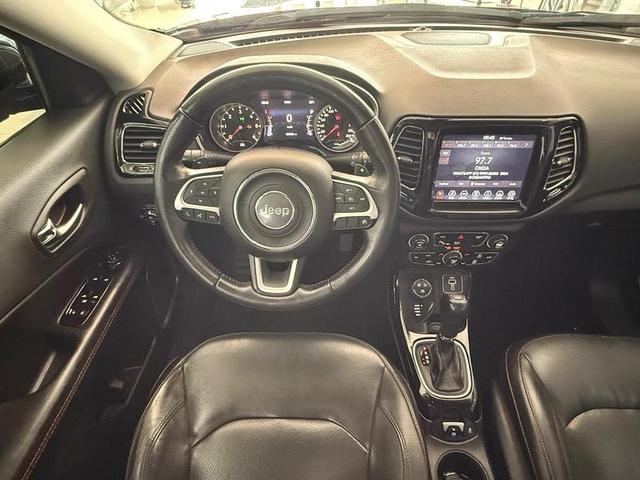 Foto número 179068 do veiculo