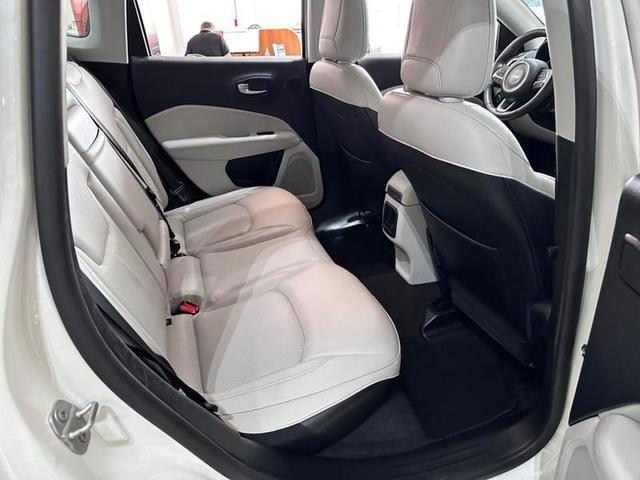 Foto número 178348 do veiculo