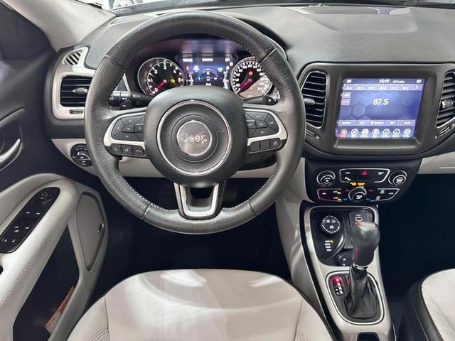 Foto número 178352 do veiculo