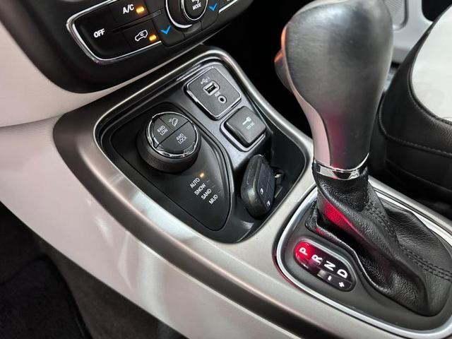 Foto número 178359 do veiculo