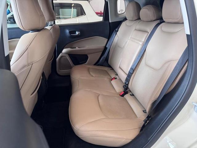 Foto número 180381 do veiculo