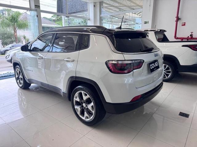 Foto número 180368 do veiculo