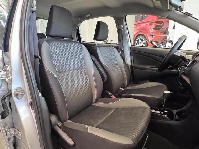 Foto número 181760 do veiculo