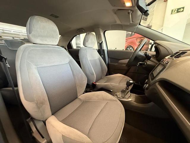 Foto número 181971 do veiculo