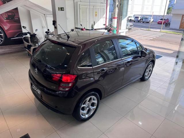 Foto número 185939 do veiculo