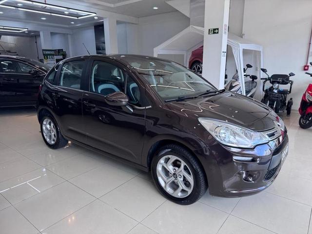 Foto número 185944 do veiculo