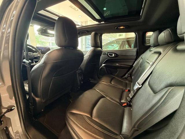 Foto número 185921 do veiculo