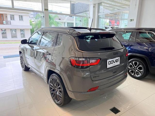 Foto número 185924 do veiculo