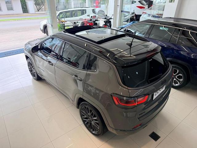 Foto número 185909 do veiculo