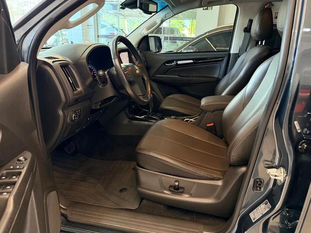 Foto número 186246 do veiculo